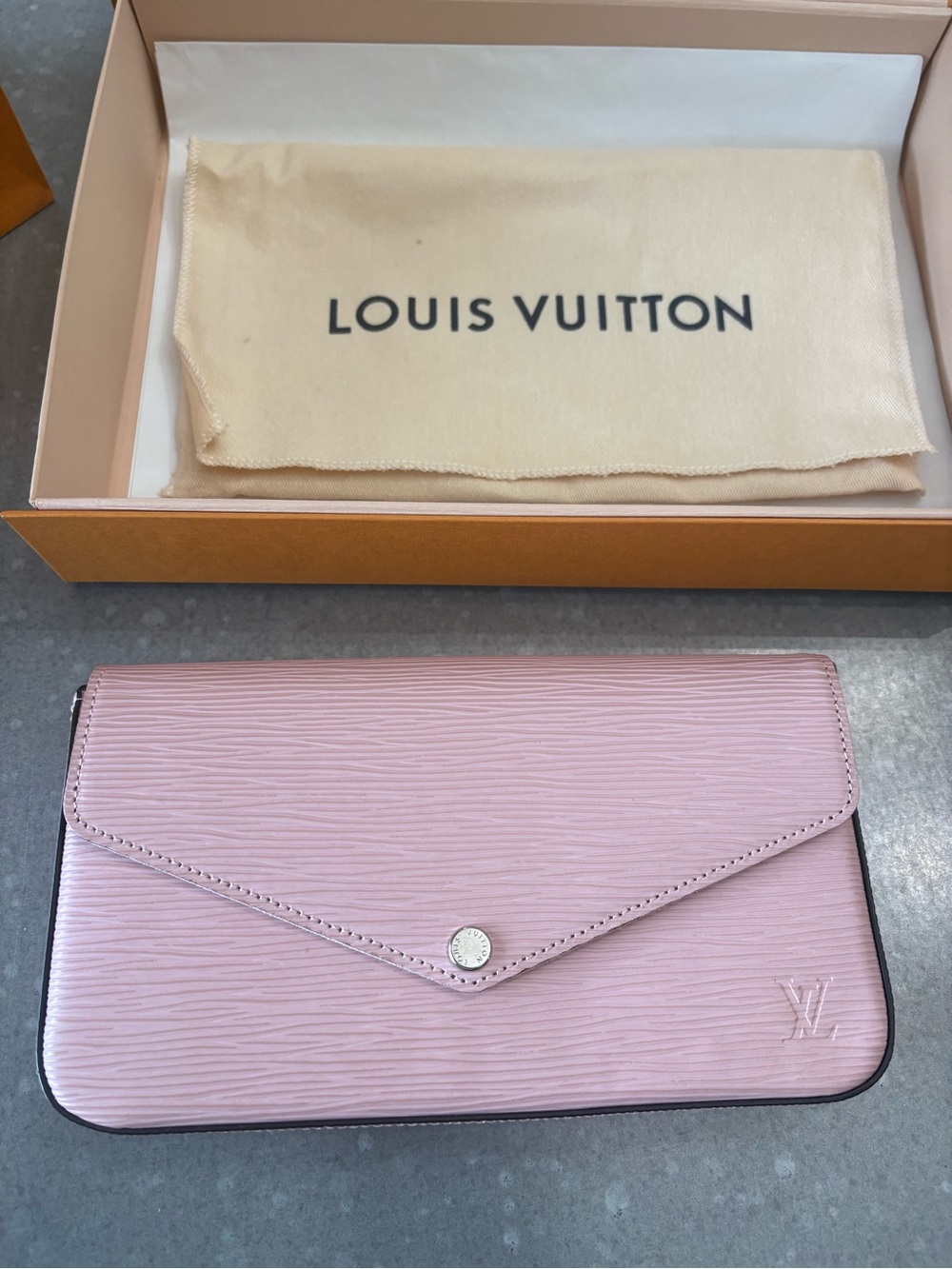 Louis Vuitton Félicie Pochette Epi Leather Rose Ballerine Pink Complete Set